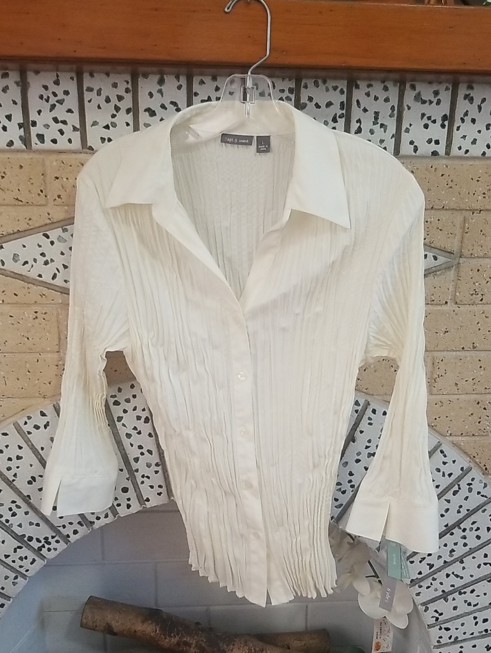 Apt. 9 Cream Pleated Button-Front Blouse